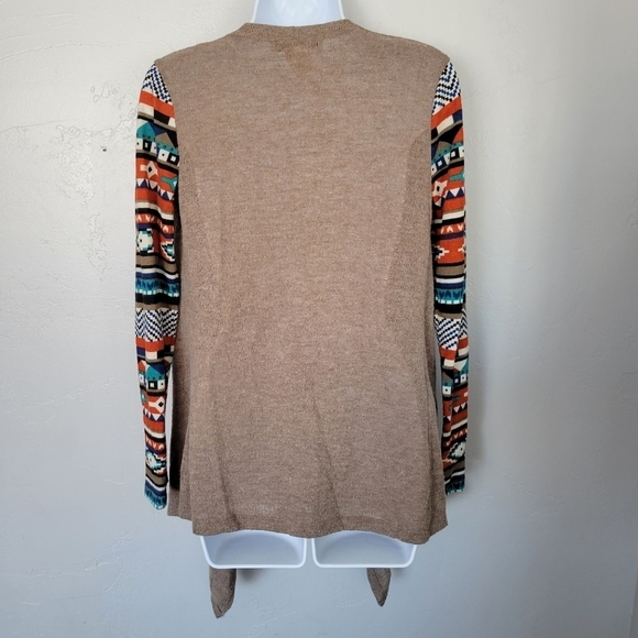 Flying Tomato Women's Small Taupe Brown Draped Front Cardigan Long Sleeve Aztec - Picture 4 of 5